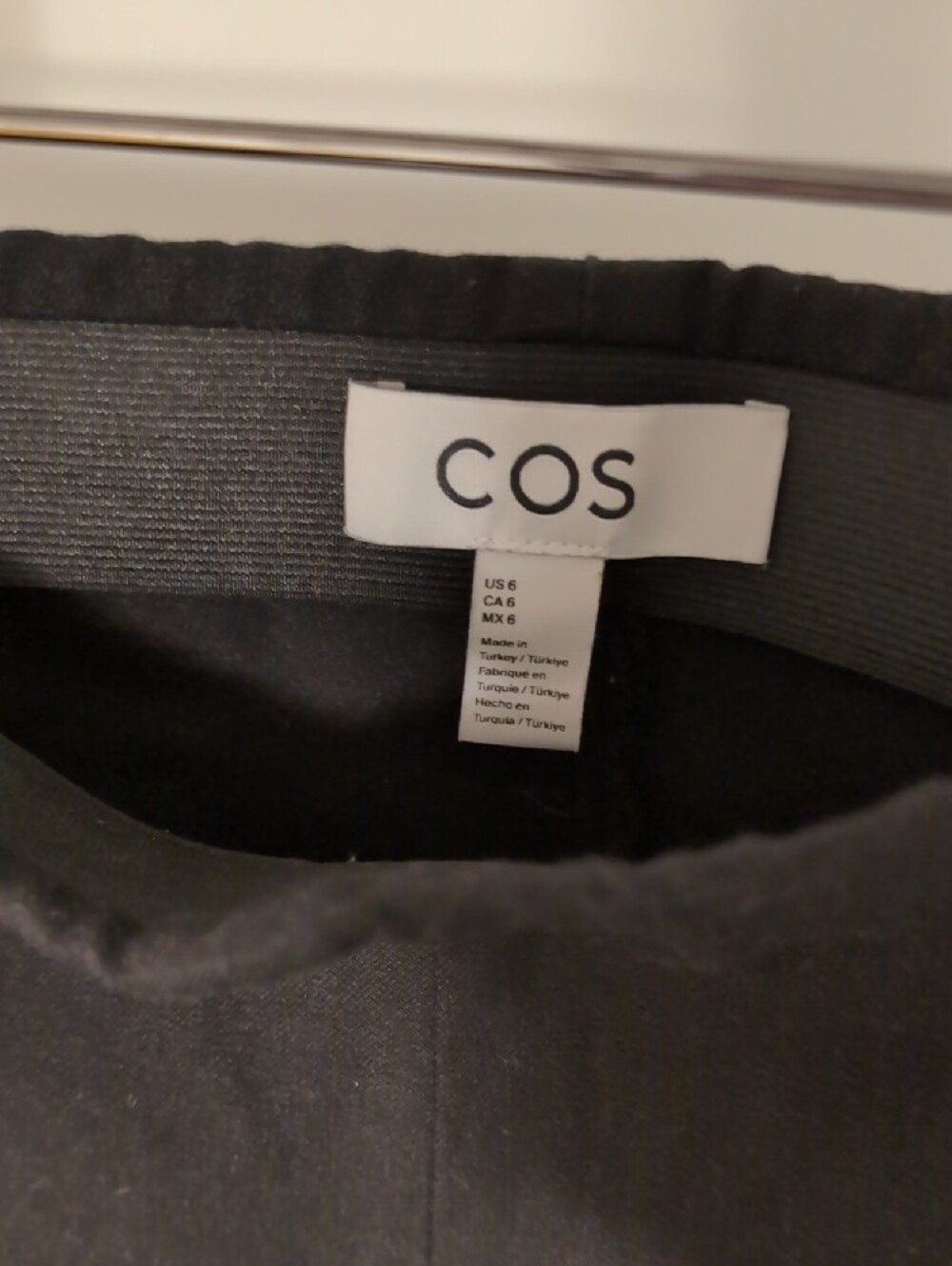COS Black Capris - Picture 3 of 3